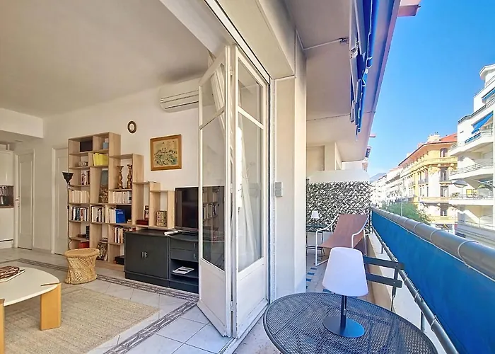 Nestor&jeeves - Lady Blue - Terrace - Close Sea * Νίκαια